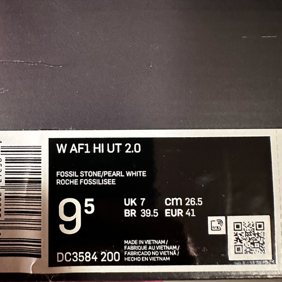 NIKE AF1 HI UT 2.0, SIZE 9.5 W - Picture 6 of 9